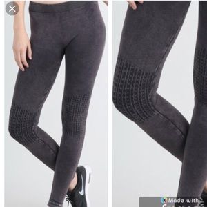 Charcoal gray moto leggings